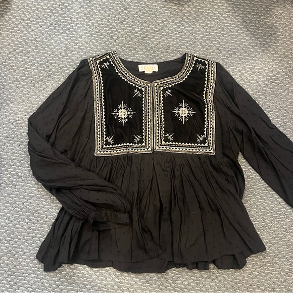 VELVET by Graham & Spencer Black and Gold Embroidered Beaded Velvet Drape Blouse - Picture 11 of 13